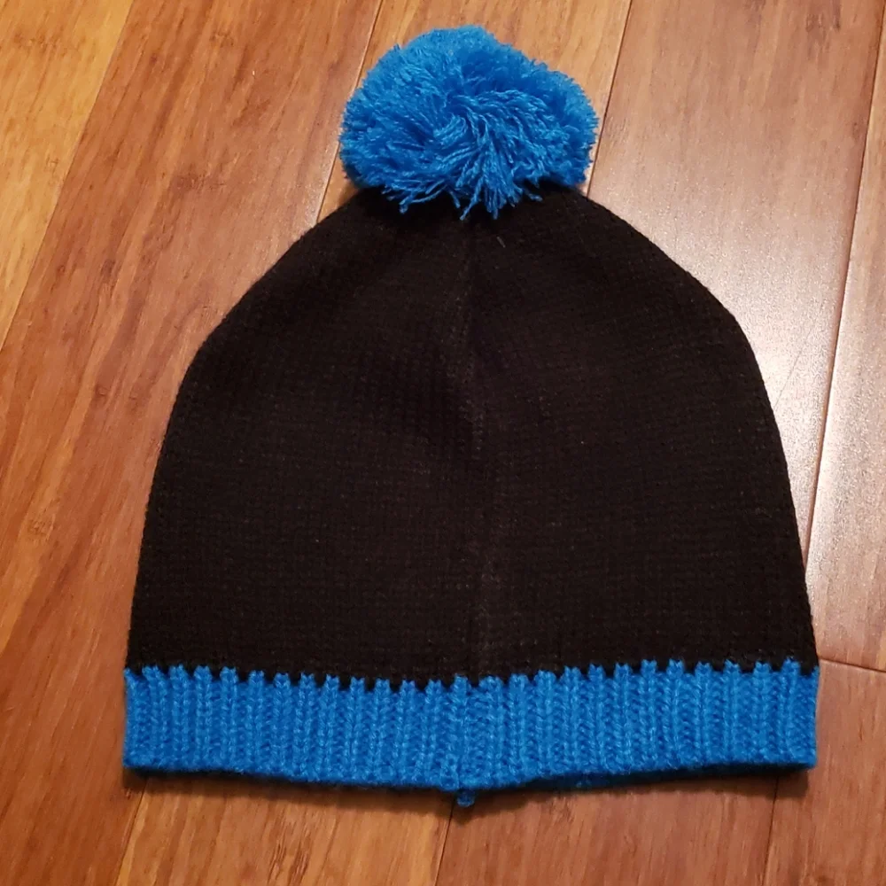 Penguin beanie - children's
